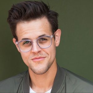 Meet your Posher, Grayson